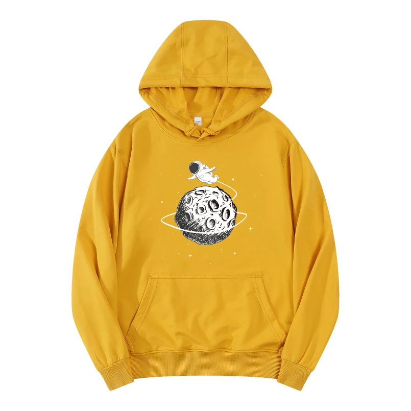 

Astronaut fly around earth funny hoodies men pure cotton sweatshirt man streetwear Oversized anime hoody men clothing harajuku