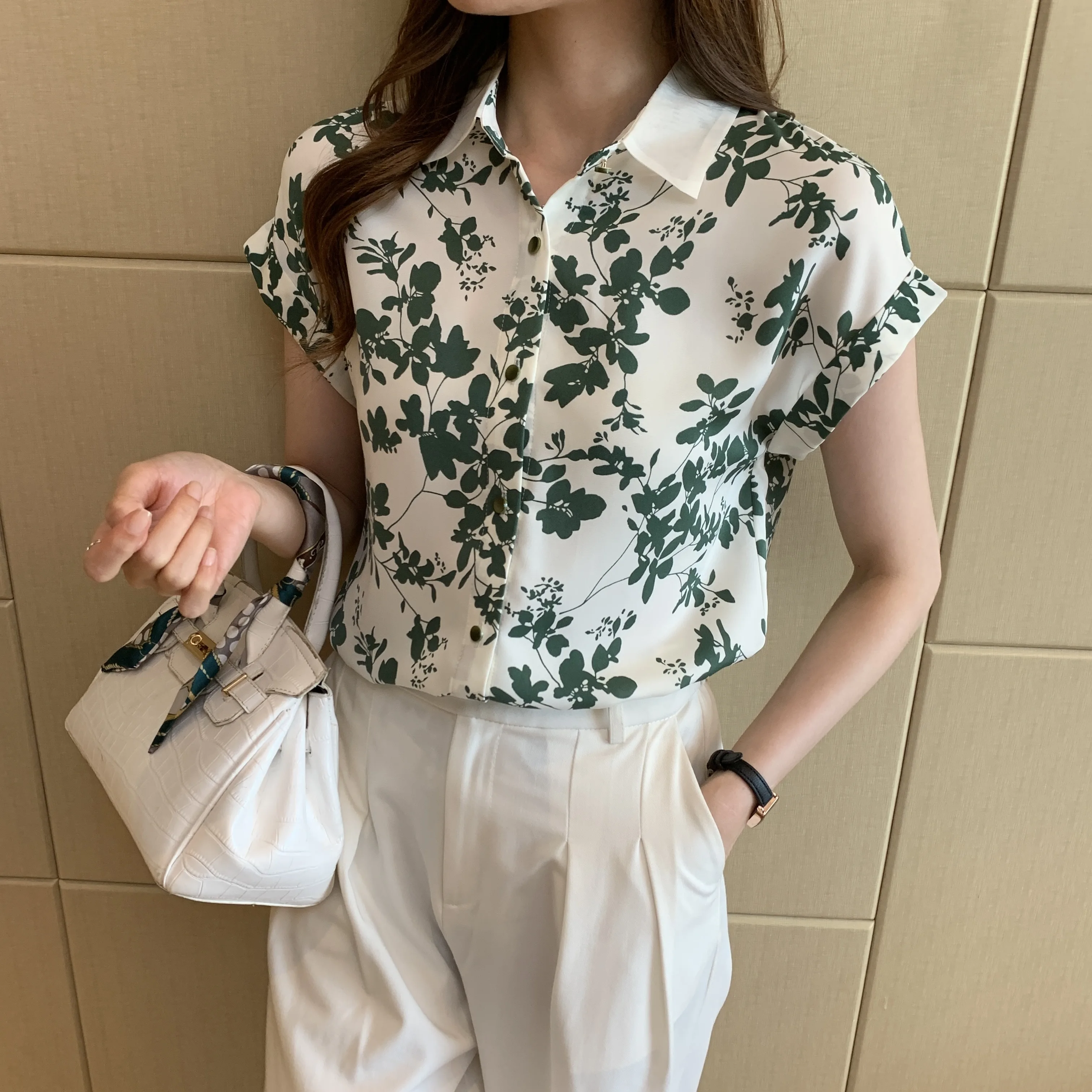 

Leaf Print Shirt 2021 Summer Korean Loose Simple Short Sleeve Shirt Plus Size Single-Breasted Basic Tops Blouse Ladies