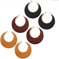 2021 fashion new korean version ladies glamour earrings black cute curved geometric pendant gold gift jewelry