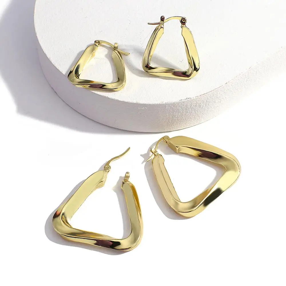 

AENSOA New Tiny Triangle Hoop Earrings For Women Girl Gold Color Cartilage Hoop Earrings Jewelry Elegant Charm Geometric Earring