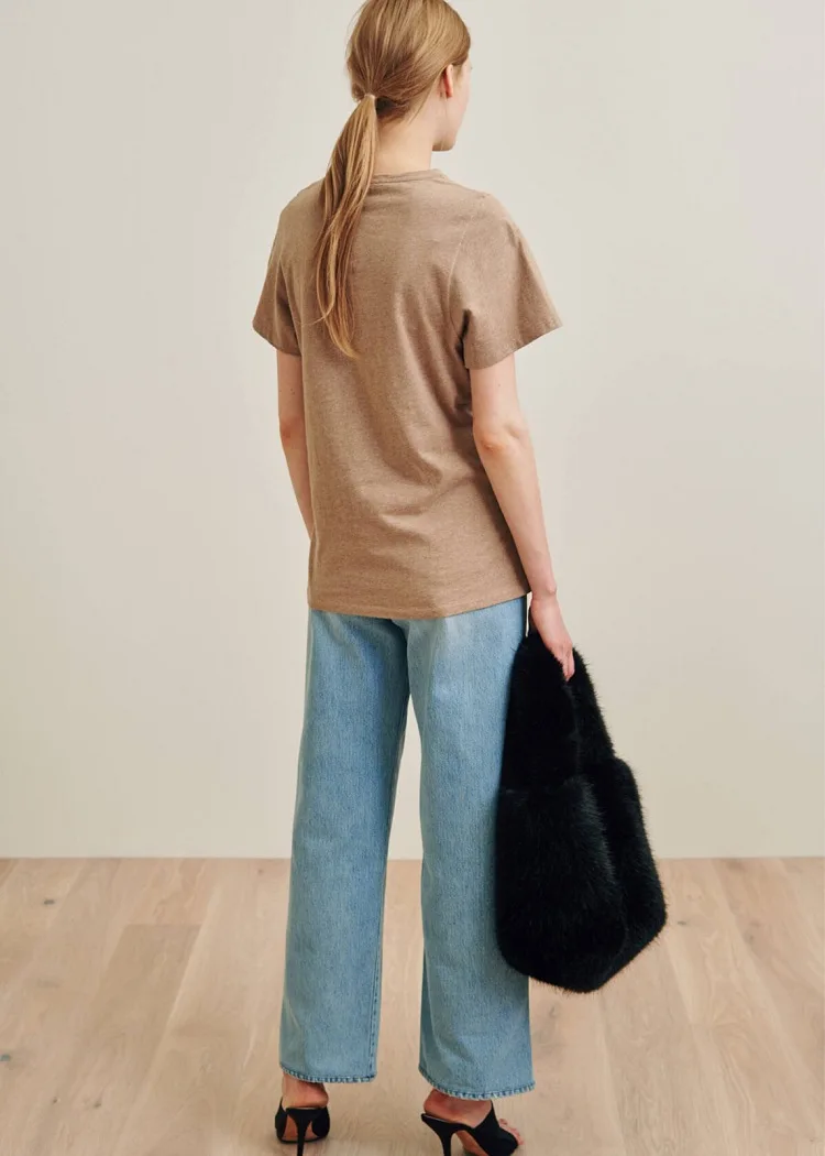 

High Quality Summer New Products Basic T Cotton Round Neck Fashionable Solid Color Black and White Gray Narrow Shoulder T-shirt
