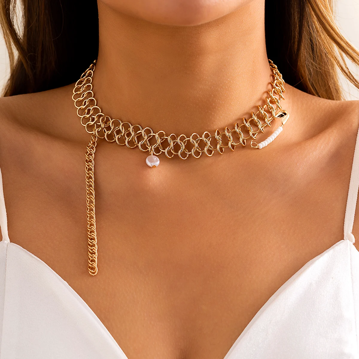 

IngeSight.Z Vintage Twisted Metal Chain Chunky Thick Toggle Choker Necklaces for Women Imitation Pearl Pendant Necklaces Jewelry