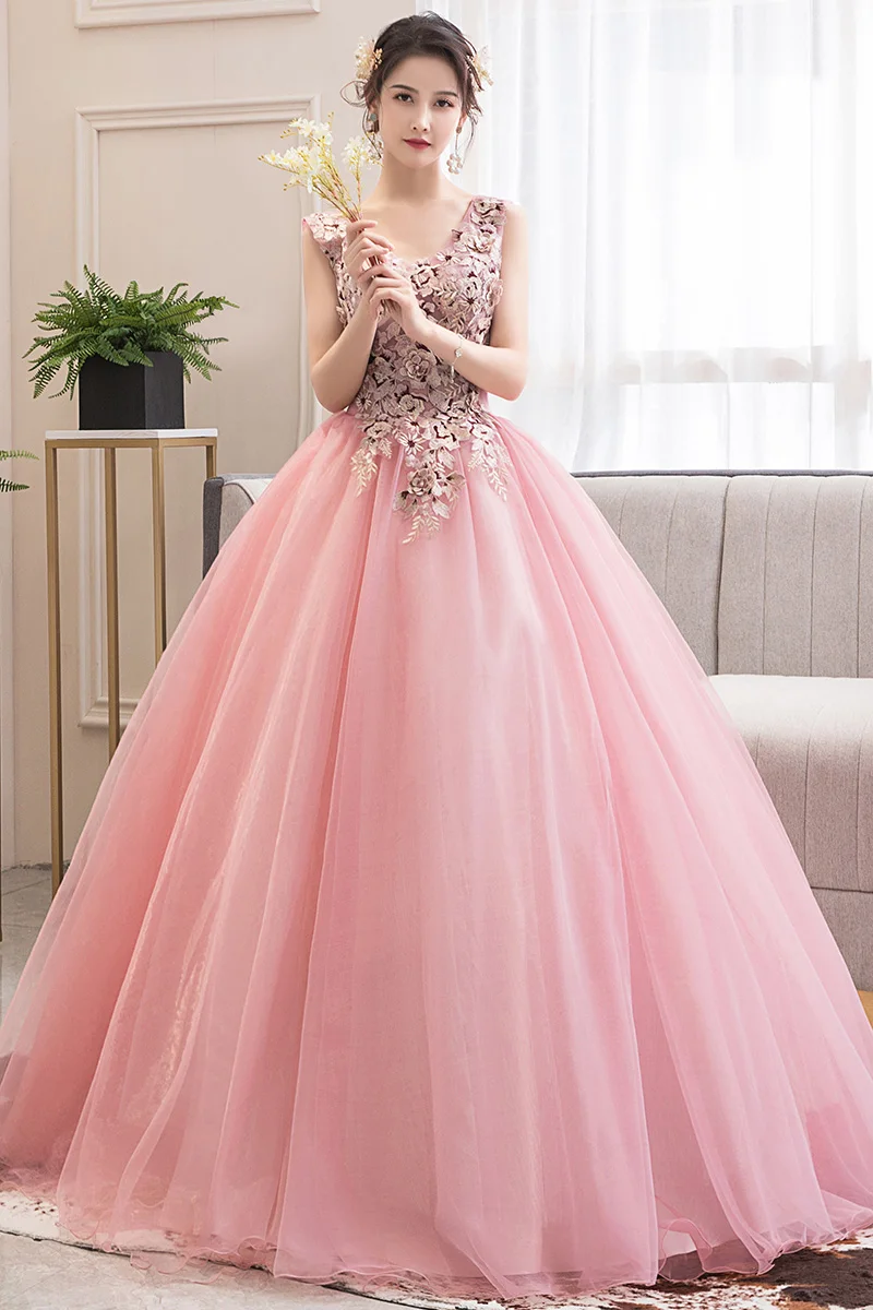 

Quinceanera Dresses Dressy Dresses For Girls Classic Embroidery Flowers Debutante Gowns Noble Party Prom Formal Gown