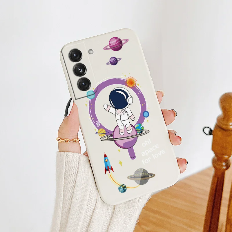 Astronaut Phone Case For Samsung Galaxy S22 S21 S20 FE S10 Note 20 10 Ultra Plus A72 A52  A32 A71 A51 A31 A21S Cover
