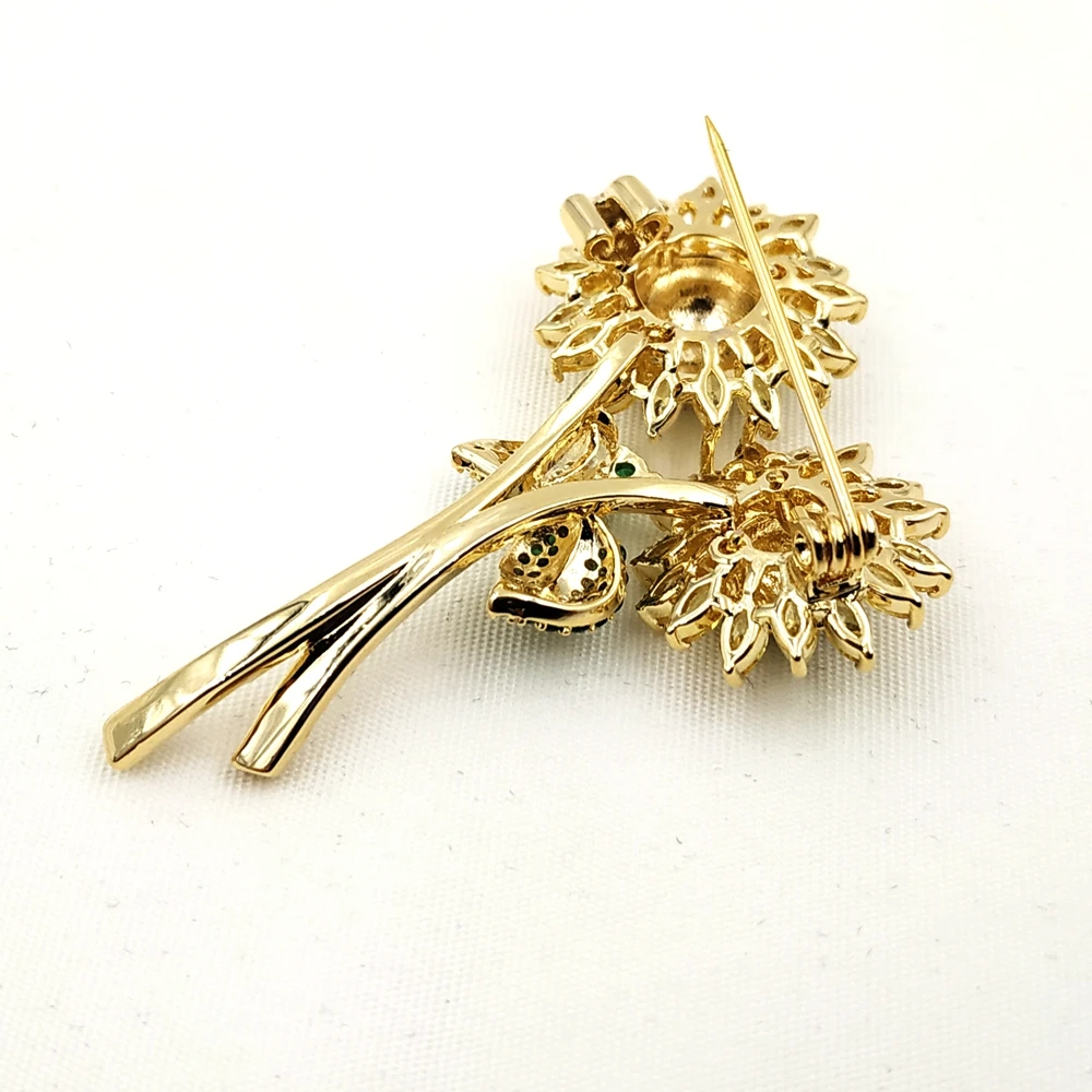 

Fancy Style Long Stem Marquise Shaped cz Studded Golden Double Sunflower Pin Brooch for Women Accessory Best Friend Gift Jewelry
