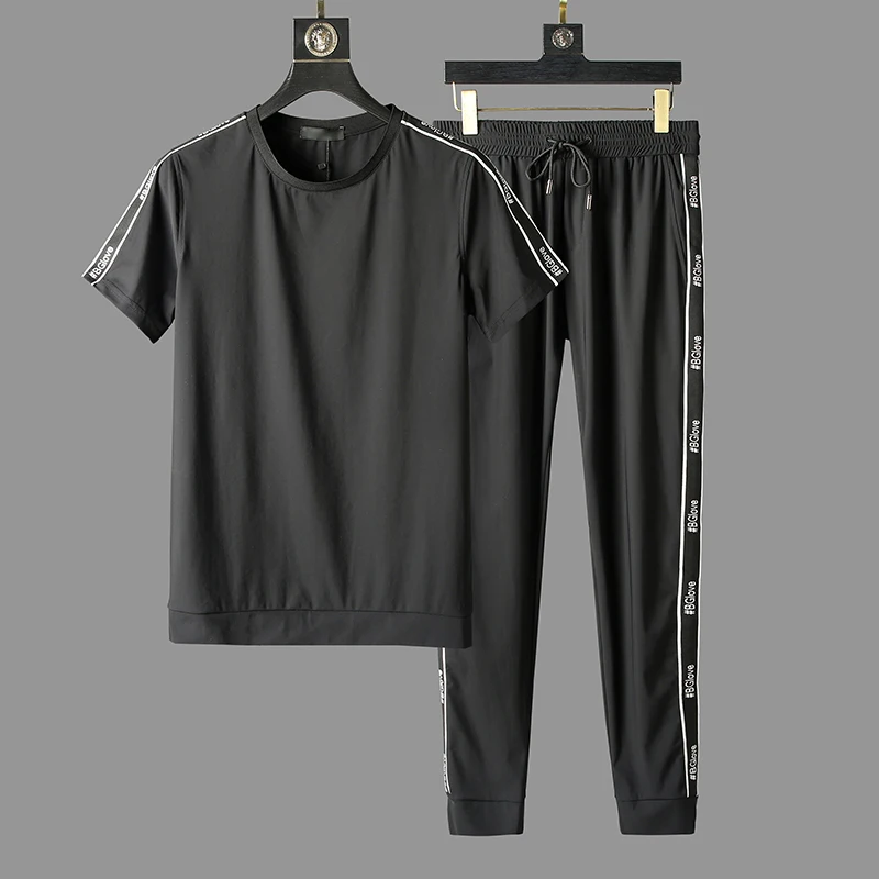 

Minglu протектор летние мужские комплекты (футболка + брюки) класса люкс и черными буквенными принтами и инструменты для завивки волос с коротк...