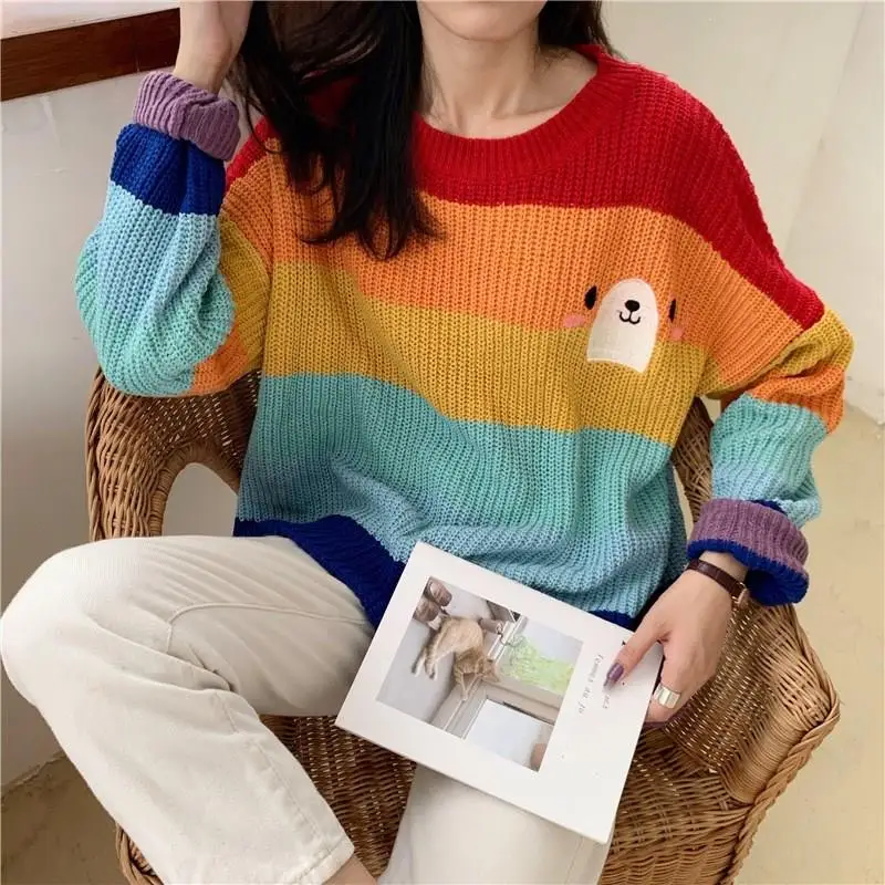 Женский свитер с вышивкой милого медведя милый зимний в радужную полоску длинным