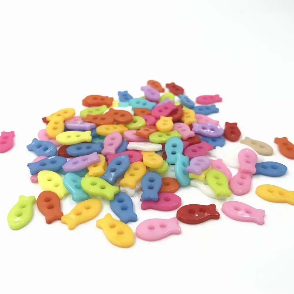 DIY 200 шт Разноцветные пуговицы из смолы в форме рыбы Швейные украшения для