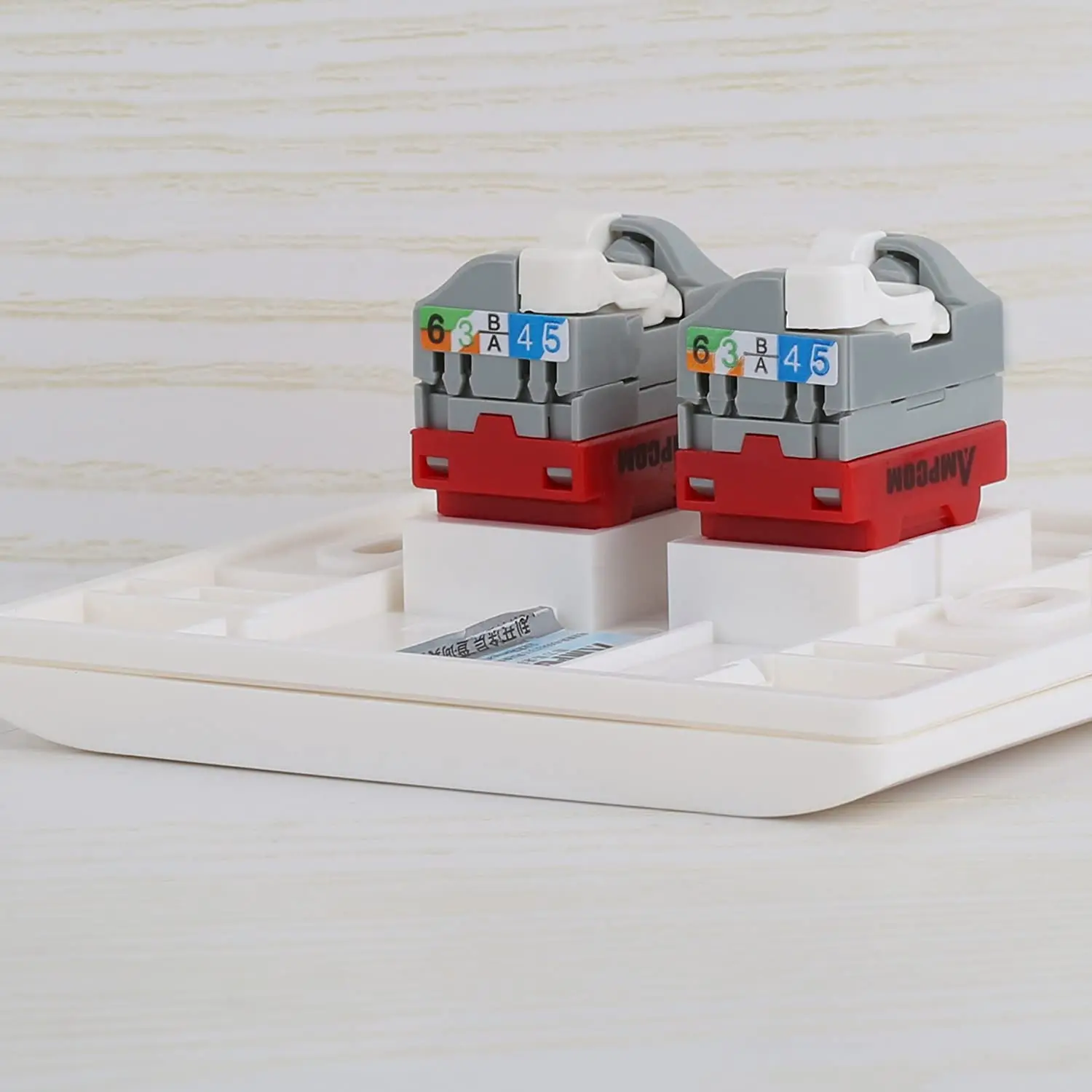 Кабель AMPCOM CAT5e RJ45 5 упаковок без ключа пробойника красный разъем модуля UTP|Детали