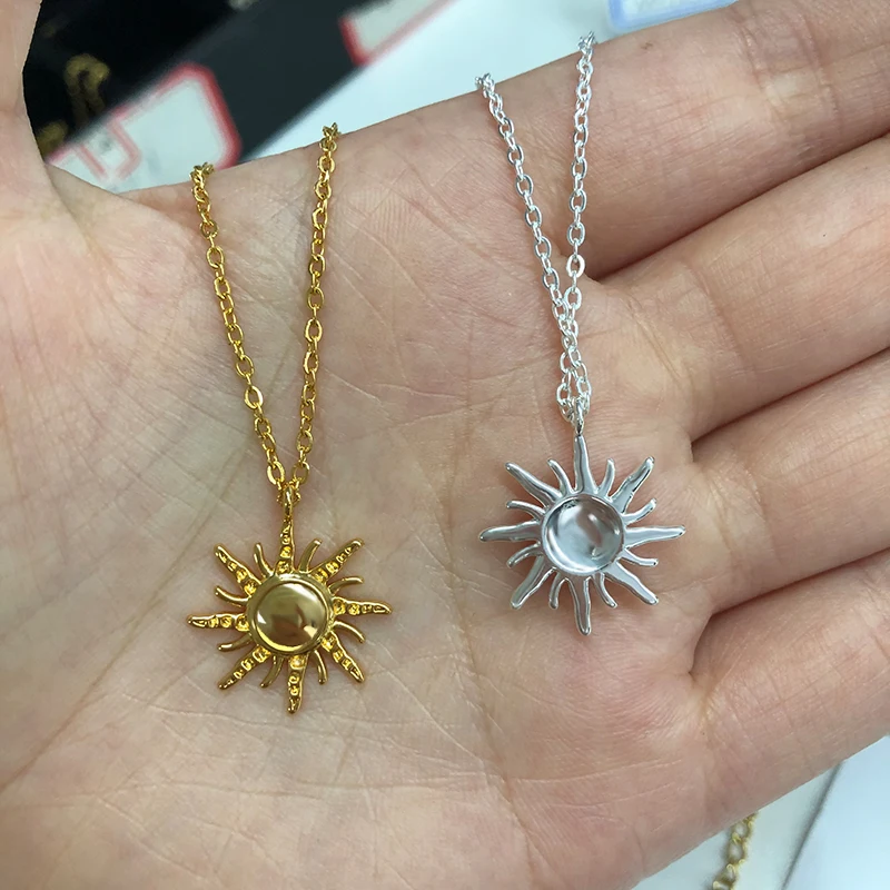 

Sun Flower Pendant Necklace For Women Stainless Steel Chain Necklace Retro Jewelry Birthday Christmas Gift For Kid Collier femme