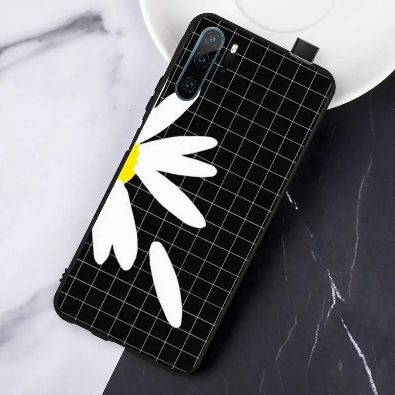

Black and white Daisy checkerboard Phone Case For Huawei honor Mate P 10 20 30 40 Pro 10i 9 10 20 8 x Lite