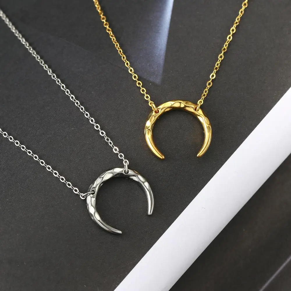 Женское Ожерелье-чокер из серебра 925 пробы с подвеской в виде полумесяца |