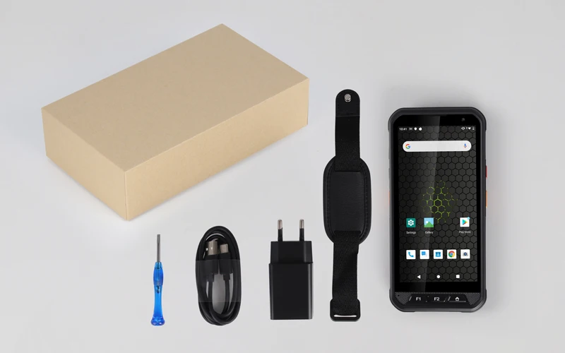 UNIWA V9C IP68 Водонепроницаемый 5 7-дюймовый 4G LTE мобильный телефон NFC SDM450 Android 9 0