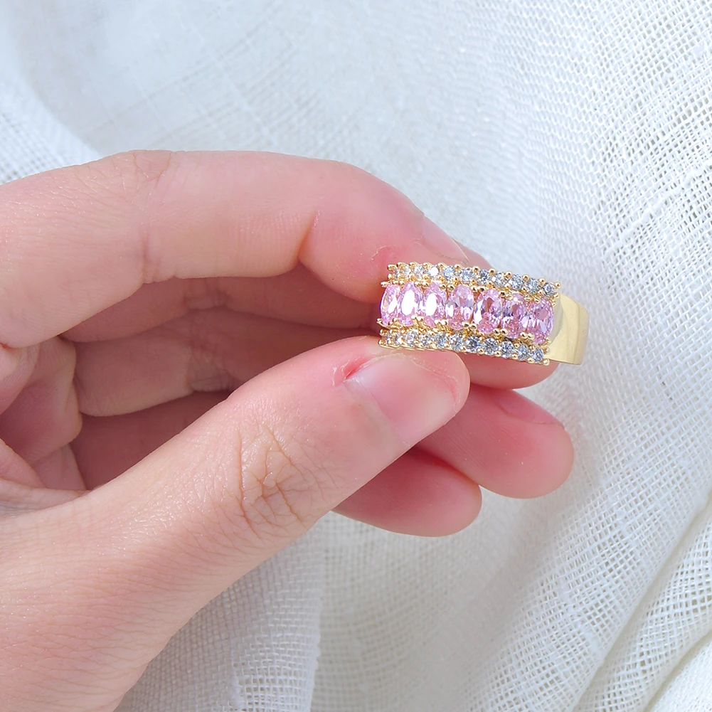 

Luxury Female Pink Crystal Stone Ring Charm Big Gold Color Wedding Rings For Women Trendy Geometric Zircon Engagement Ring