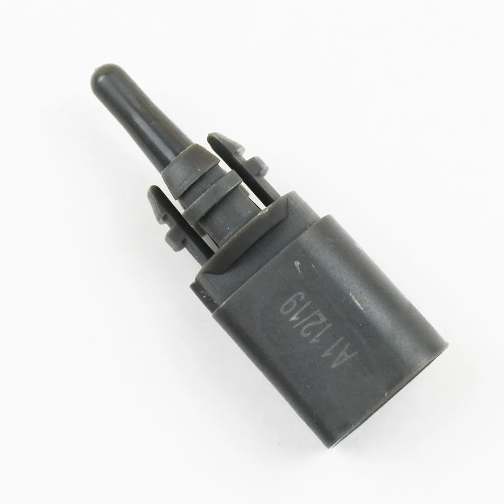 

LARBLL Air Conditioning Temperature Sensor 5QD820535 8Z0820535A fit for Audi A3 A4 S4 S5 Quatt Q3 Q5 Q7 VW Golf