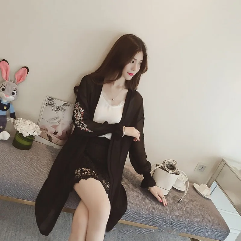 Женский шифоновый кардиган с цветочной вышивкой розовый или белый длинный