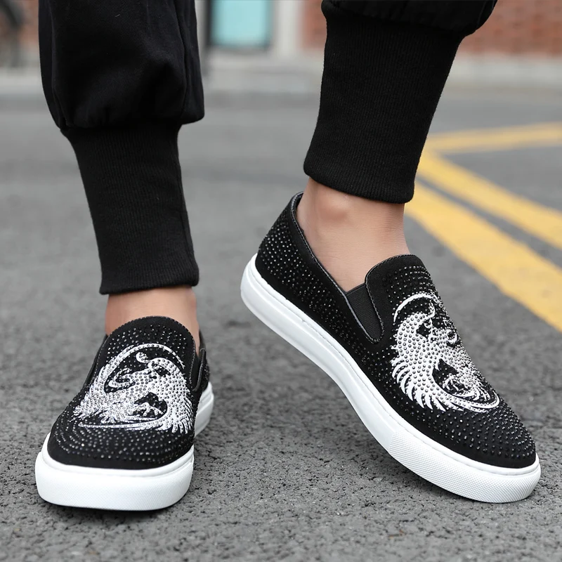 new hot selling brand mens shoes 2021 spring fashion wild trend comfortable rhinestone casual shoes mens shoes without laces free global shipping