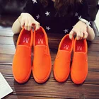 Новинка весна-лето 2020, модная трендовая оранжевая Молодежная Корейская обувь на плоской подошве для ленивых студентов, повседневная холщовая обувь с одной педалью для мужчин