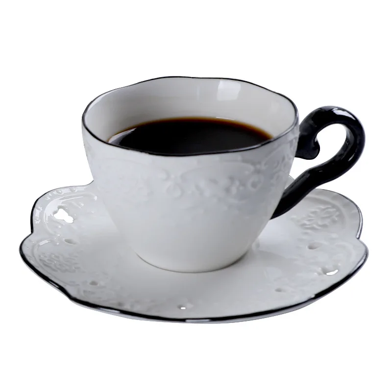 Забавный ГОРЯЧИЙ Европейский стиль белая простая керамическая чашка и блюдце