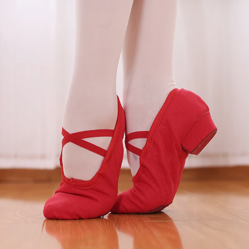 Танцевальная обувь Zapatos Mujer с низким верхом зеленая Обнаженная красная черная
