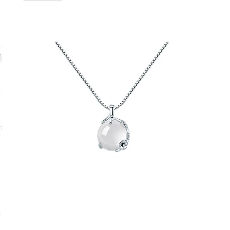 

Women Jewelry Plum blossom Pendant Necklace Vintage Temperament Silvery Plating Hot Selling For Women Jewelry Gifts