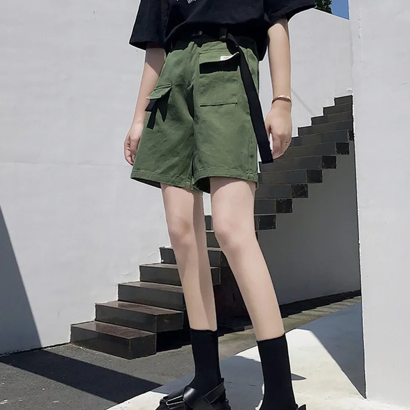 

Women's Shorts Loose Pleated Wide-leg Pants High Waist Thin Loose Trousers Five-Point Pants