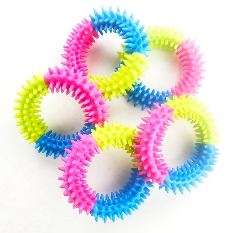 

1pc Hot Selling Pet Chew Toy Rubber Fashion Interactive Funny Dog Teething Toy Dog Ring Toy For Puppies Dog Supplies Multicolor