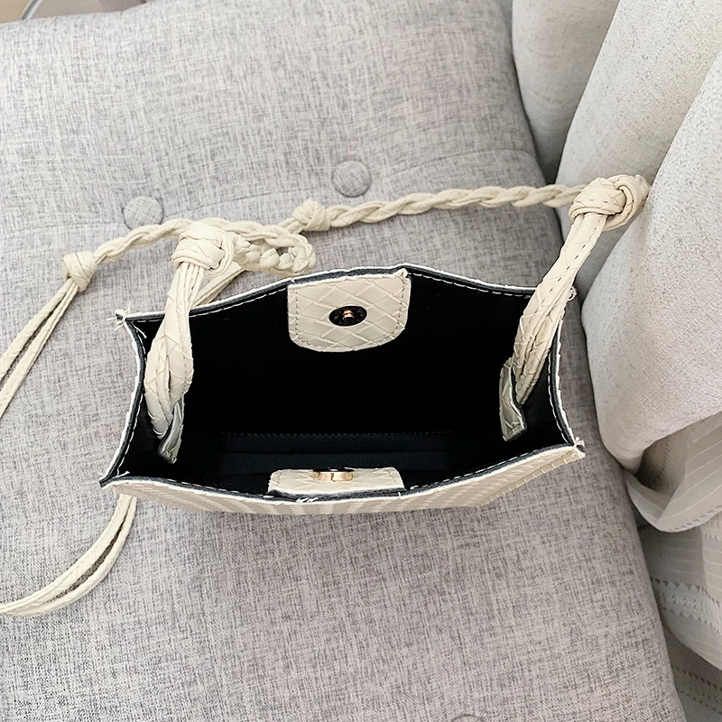 Маленькая квадратная сумка на плечо для девушек кожаный плетеный мешок через