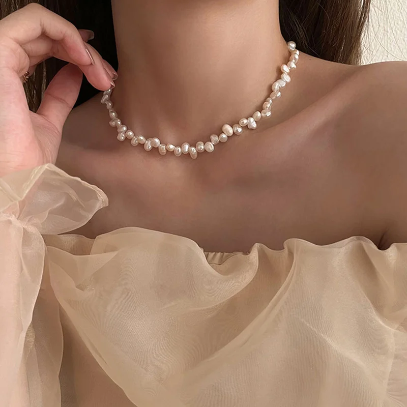 

LOVOACC French Irregular Freshwater Pearls Necklace for Women Natural Baroque Pearl Choker Necklaces Dainty Wedding Jewelry 2021