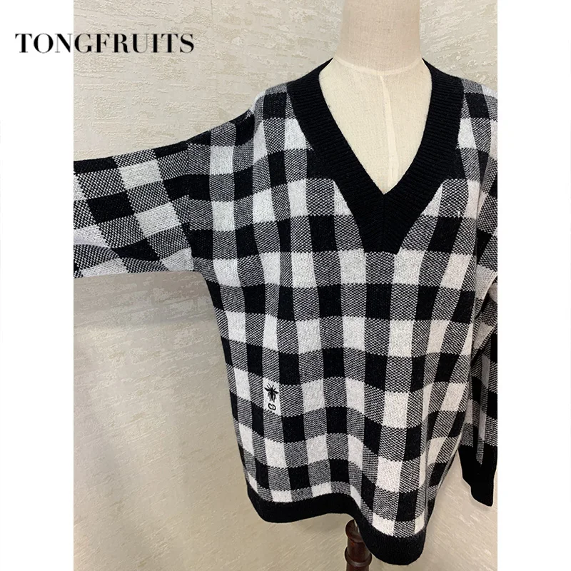 Женский свитер с v-образным вырезом в Корейском стиле осенне-зимний базовый