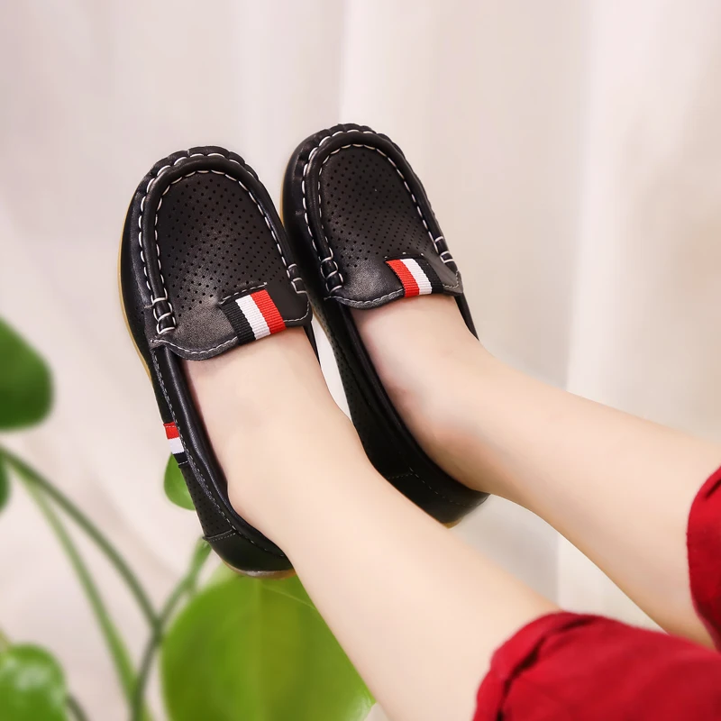 

JGSHOWKITO Boys Shoes Fashion Soft Flat Loafers For Toddler Boy Big Kids Sneakers Children Flats Breathable Moccasin Cut-outs