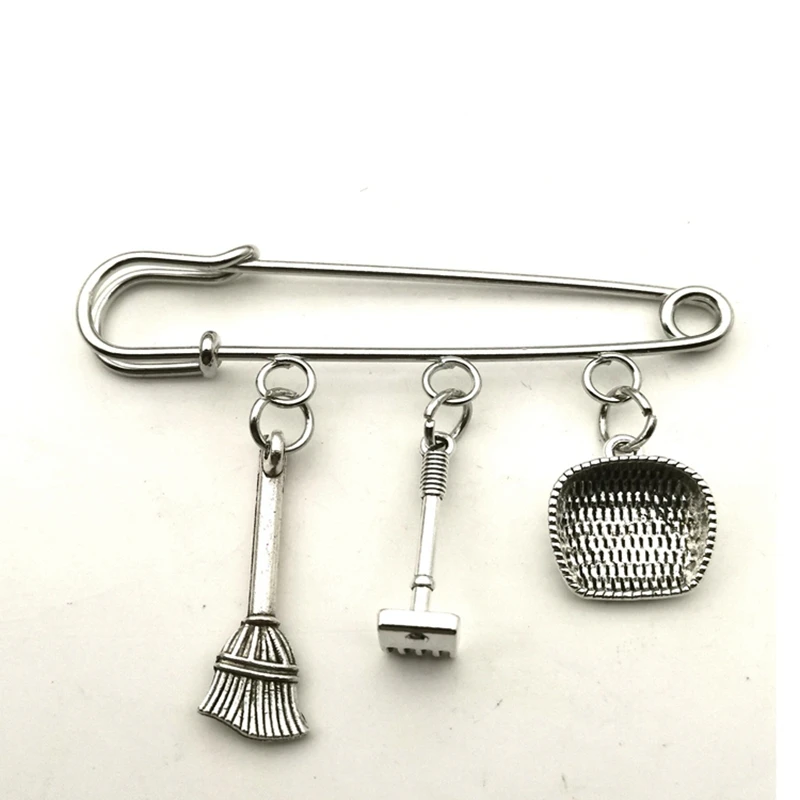 

Gothic New Broom and Dustpan Brooch Jewelry, Gothic Clothing Accessories Jewelry