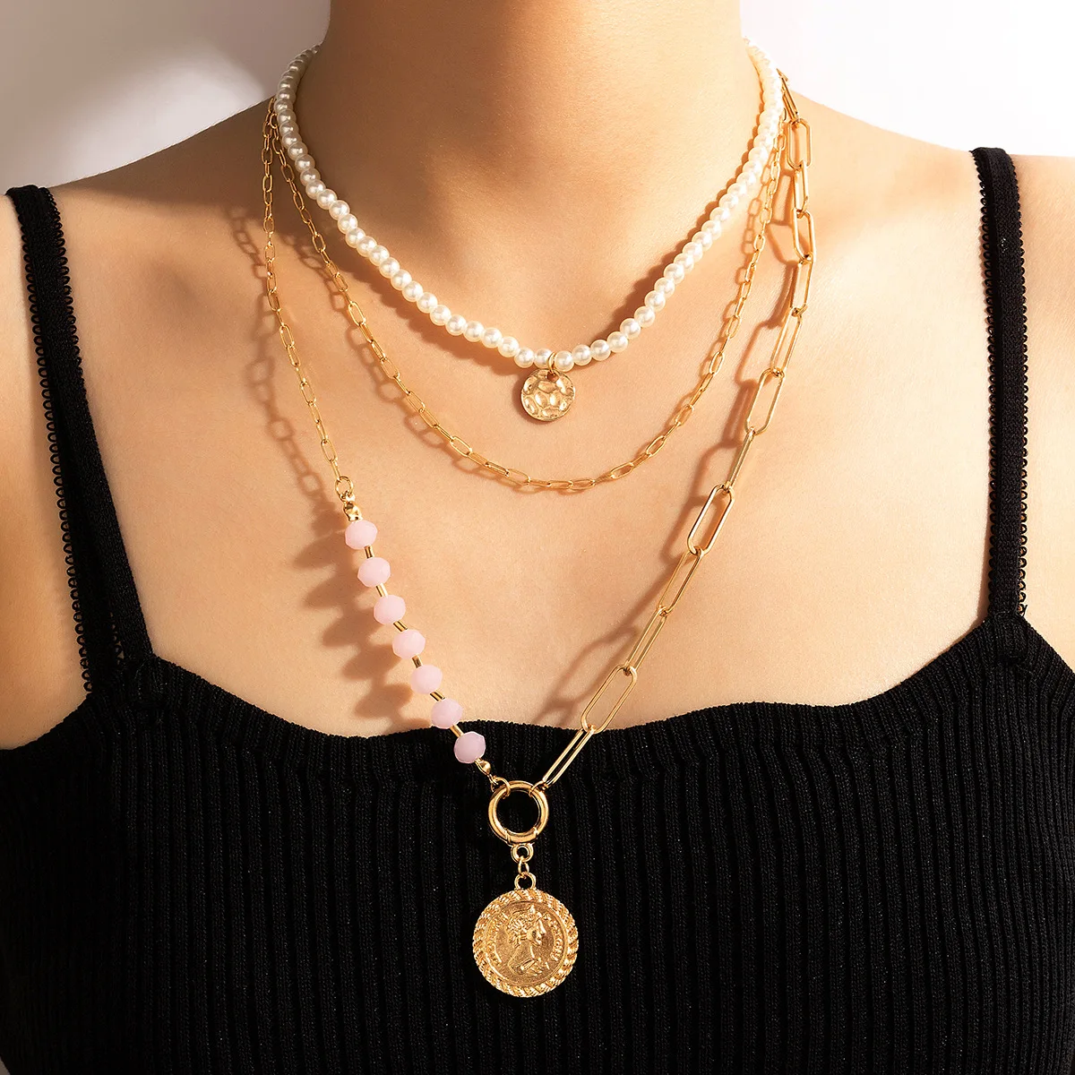 

Vintage Multilayer Pearl Pendant Necklace for Women Gold Color Choker Necklaces Jewelry New