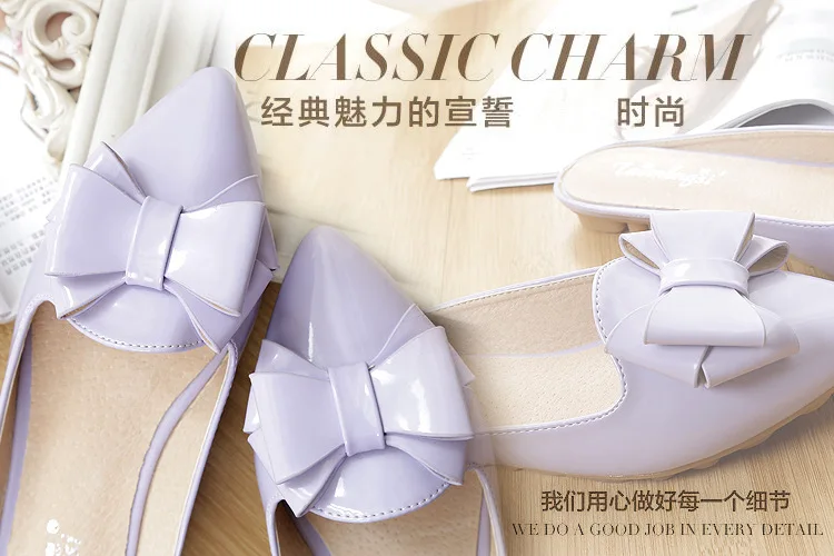 Женские туфли на плоской подошве Новинка 2020 года Модные с острым носком шлепанцы