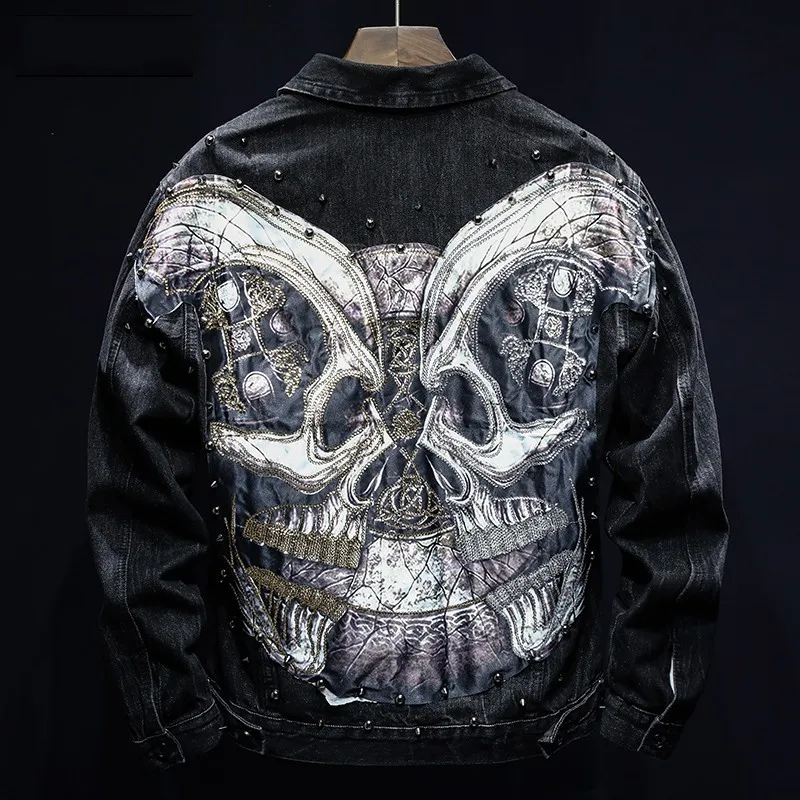 Джинсовая куртка мужская в стиле Харадзюку с вышитыми черепами и граффити рваная