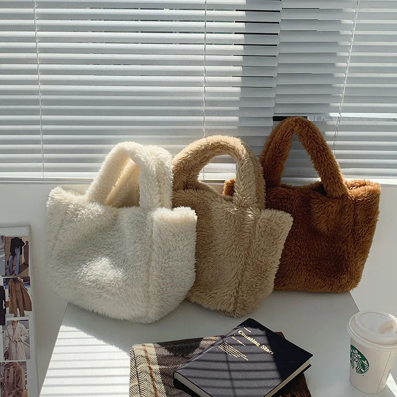 

Female Design Plush Fashion Simple Lamb Wool Portable Bucket Bag