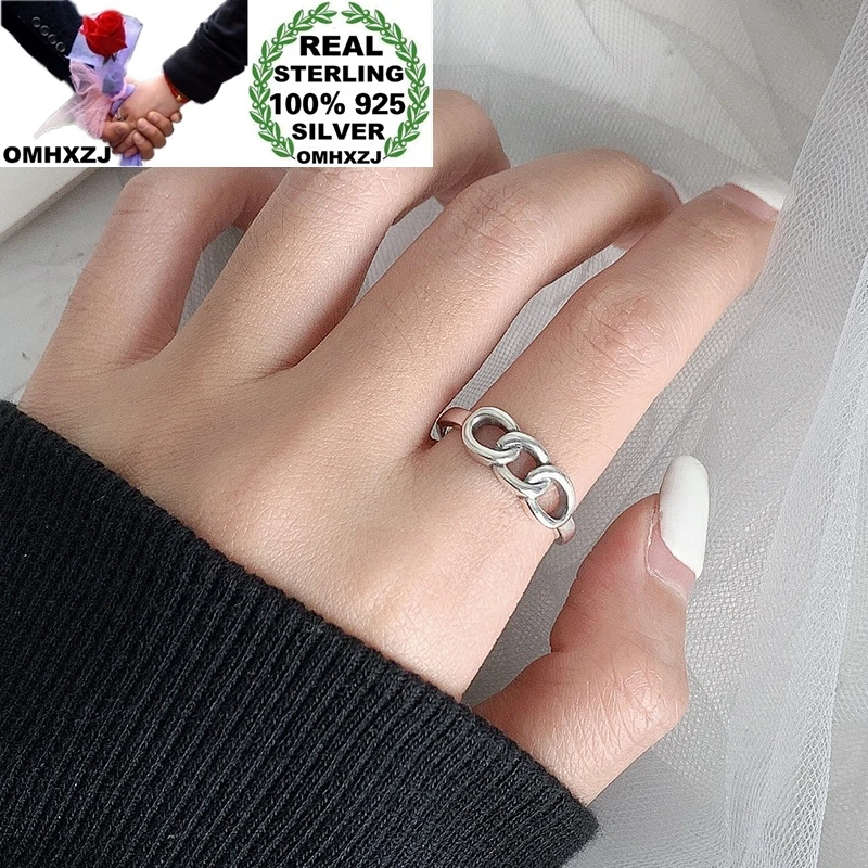 

Открытое кольцо из серебра 100% пробы с геометрическим узором