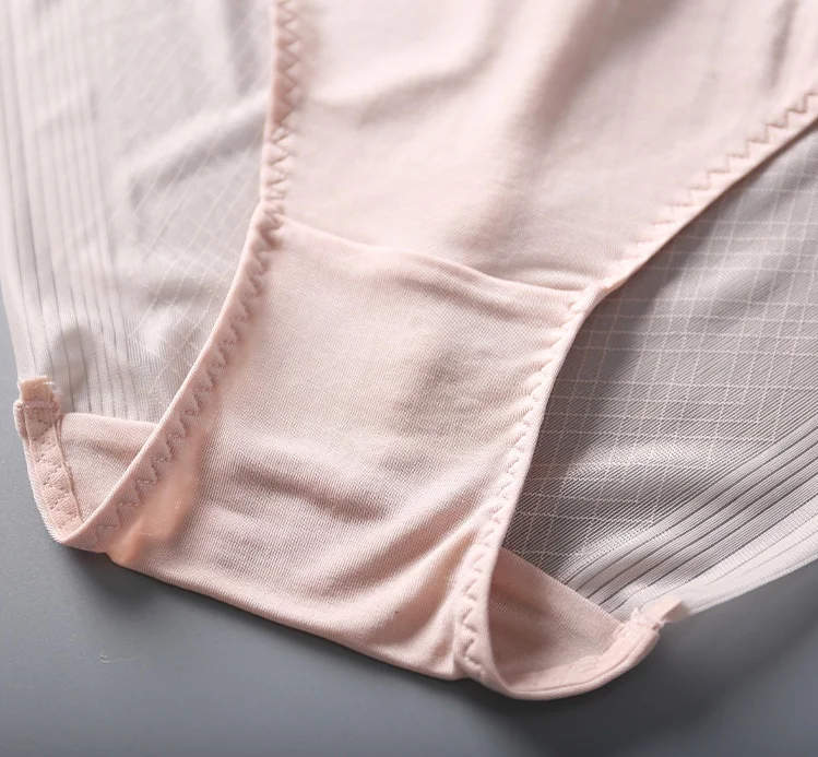 Трусики женские из 100% натурального шелка с низкой посадкой размеры S M L 1029 |