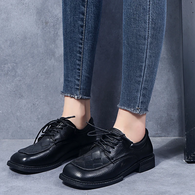 

Women Shoes Autumn Oxfords Slip-on Modis Square Toe Casual Female Sneakers All-Match Flats Fall Leather New Slip On 2021 Cross