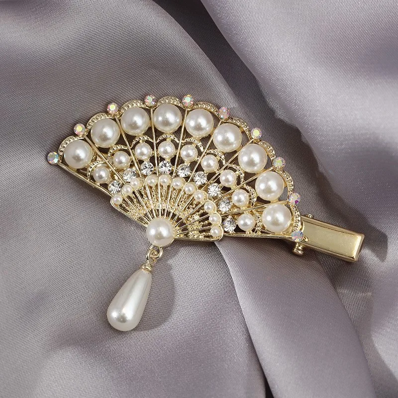 

1Pc Fashion Crystal Rhinestones Hairpin Pearl Fan-shaped Shape Women Hair Clips Pearl Barrettes Hair Styling Accessories