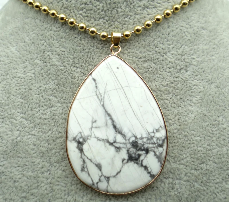 Натуральный камень Зеленый каплевидный Агаты кварцевый кристалл авантюрин Шарм