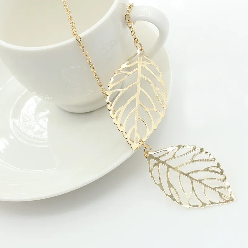

Simple Chain Metal Circle Short Women's Atmospheric Leaves Clavicle High End Necklace