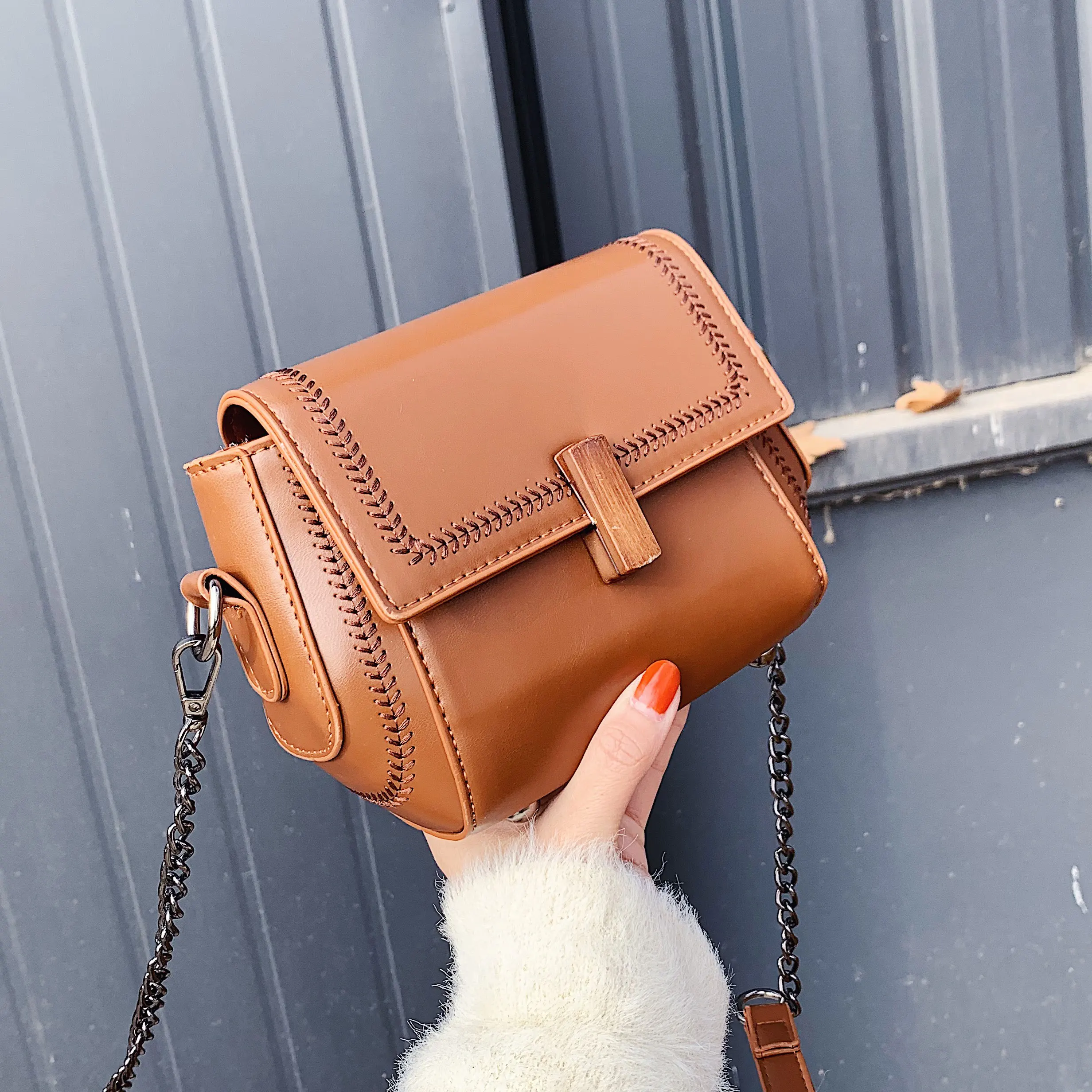 

VeryMe PU Leather Crossbody Bags 2020 Retro Chains Women Shoulder Bags Luxury Lady Messenger Purse And Handbag bolsos mujer 2020