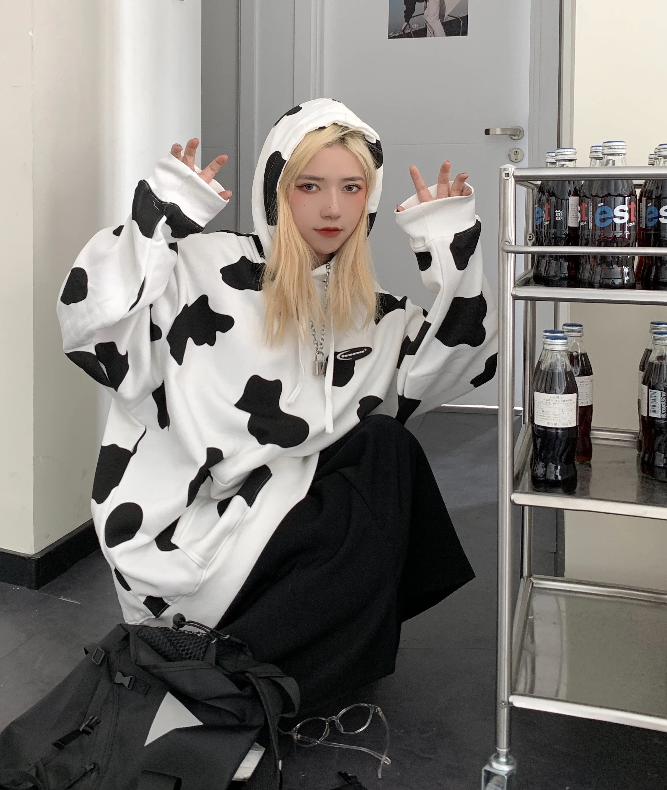 

2021 Harajuku style cow spot printing long-sleeved casual lazy sweatshirt autumn casual top hoodie