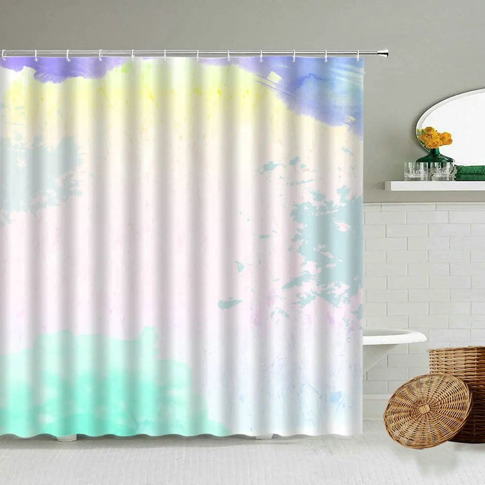 Абстрактная водная с градиентной передачей цветущая душевая занавеска розовая