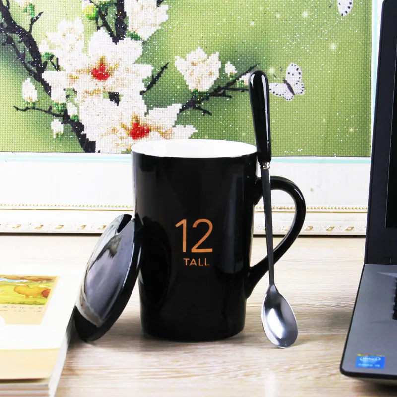 Керамическая чашка с крышкой и ложкой персонализированная офисная кофейная