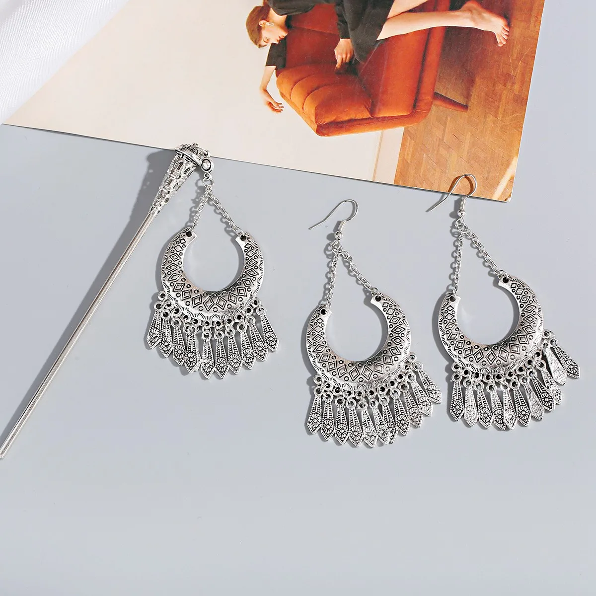 

2pcs Ethnic Earring And Hairpin Set Jhumka Earrings For Women Indian Jewelry Pendant Hair Stick Hair Accessories Tassel Earrings