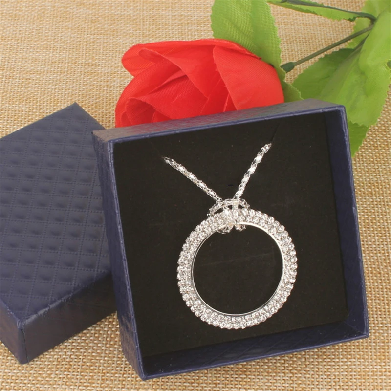 Роскошное кольцо и цепочка с бриллиантами (диаметр 38 мм) фокусы магические трюки