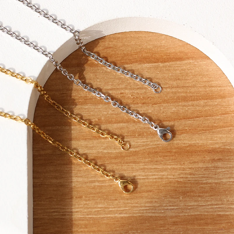 Ожерелье-чокер Amaiyllis из 18-каратного золота массивное ожерелье-чокер в стиле