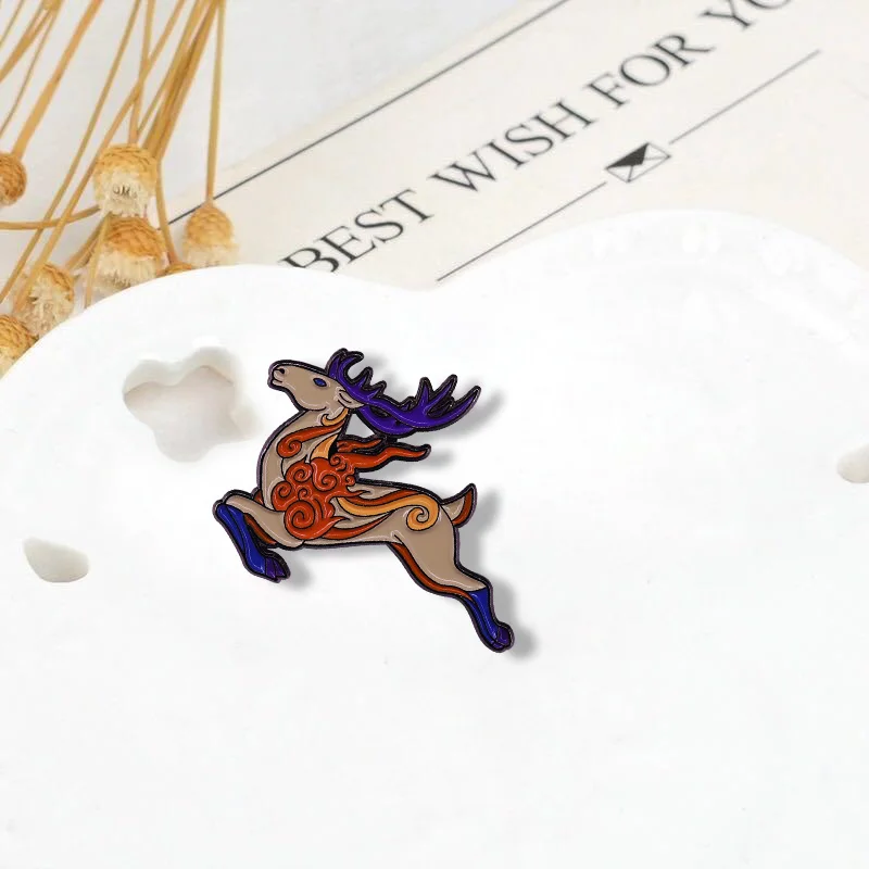 Брошь на лацкан с изображением мифического оленя китайским традиционным узором